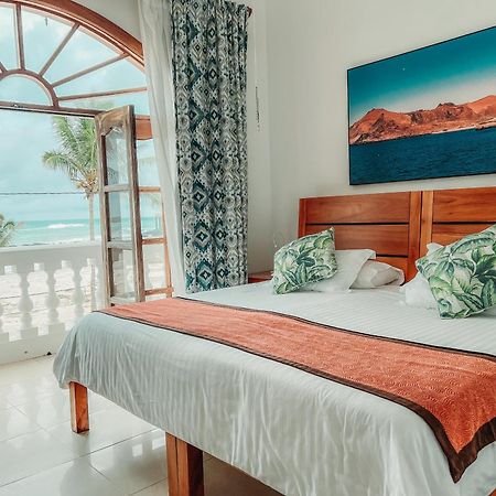 Hotel Albemarle Puerto Villamil Eksteriør billede
