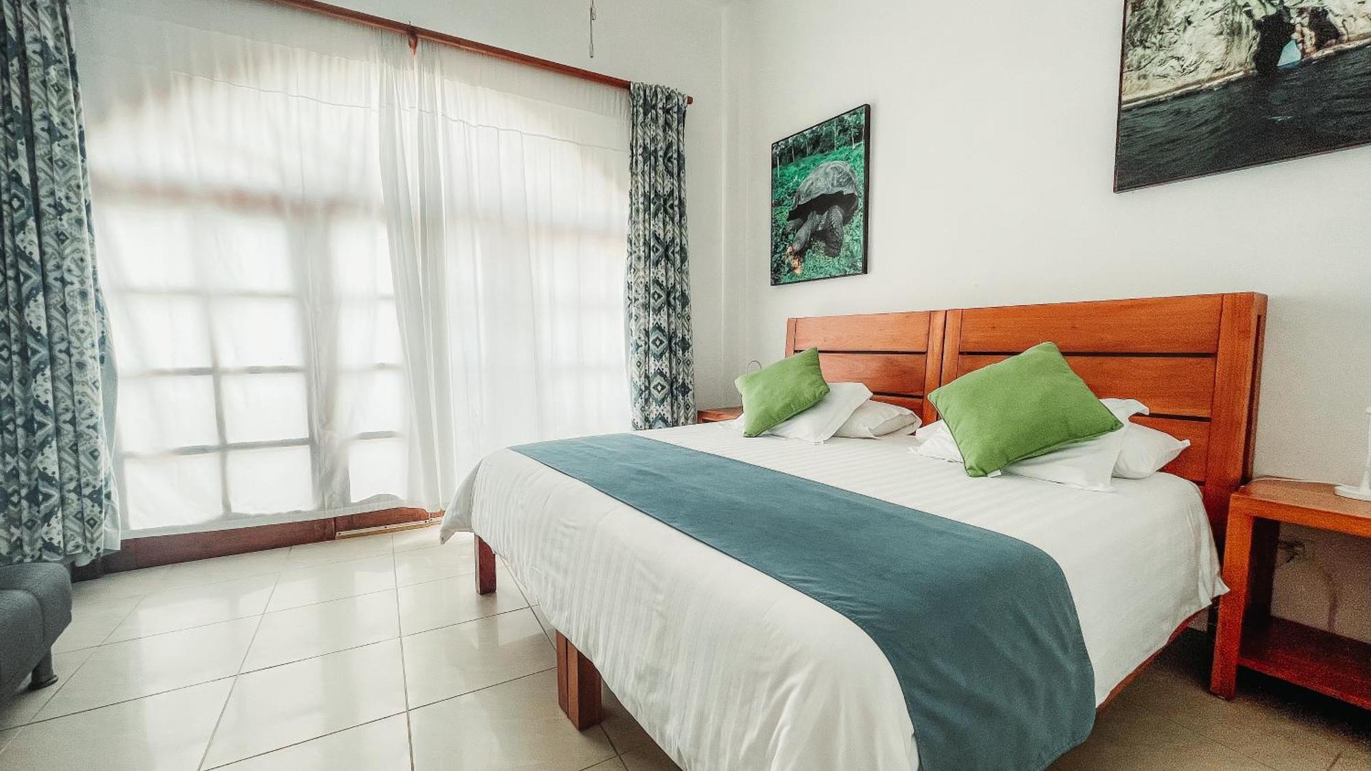 Hotel Albemarle Puerto Villamil Eksteriør billede